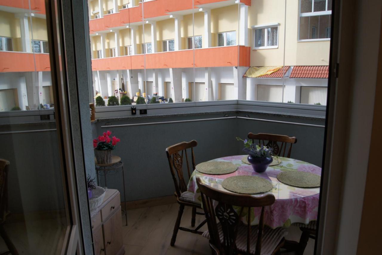 Yasumi Apartament Apartman Miedzyzdroje Kültér fotó